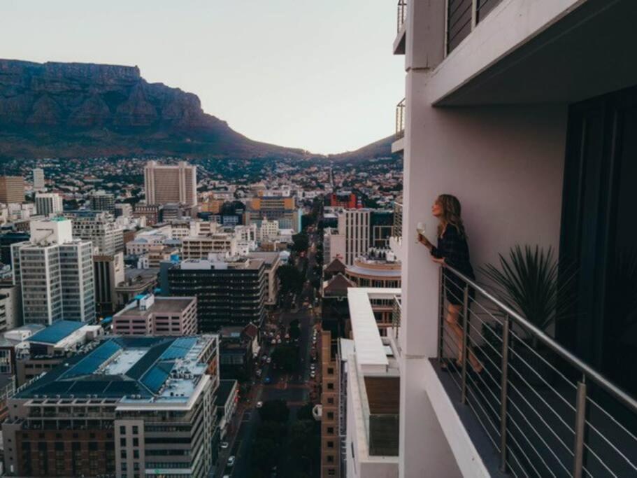 "Lykke On Bree" - Unique Apartment With Stunning Table Mountain Views ケープタウン エクステリア 写真